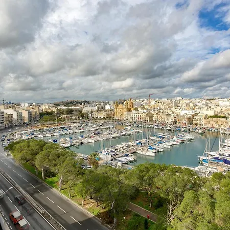 Beautiful Seafront With Private Balcony & Bbq By 360 Estates Apartment