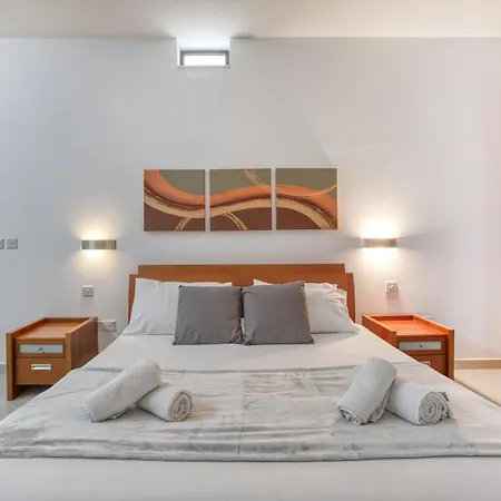 Beautiful Seafront With Private Balcony & Bbq By 360 Estates Pietà