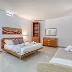 Appartement Beautiful Seafront With Private Balcony & Bbq By 360 Estates *