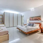 Appartement Beautiful Seafront With Private Balcony & Bbq By 360 Estates