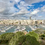Beautiful Seafront With Private Balcony & Bbq By 360 Estates Pietà