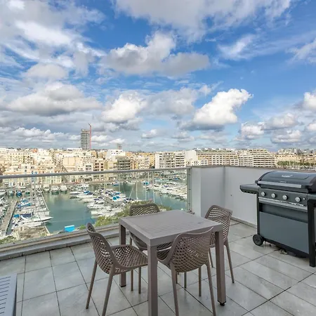 شقة Beautiful Seafront With Private Balcony & Bbq By 360 Estates *