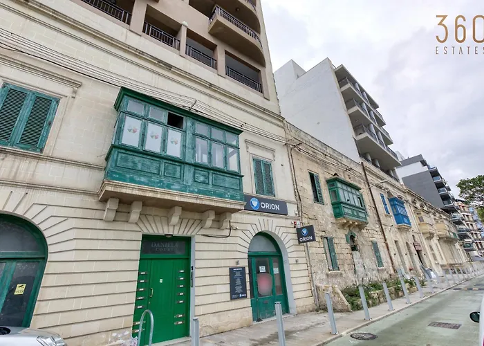 Beautiful Seafront With Private Balcony & Bbq By 360 Estates Pietà