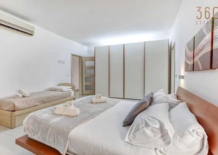 Beautiful Seafront With Private Balcony & Bbq By 360 Estates Apartament *