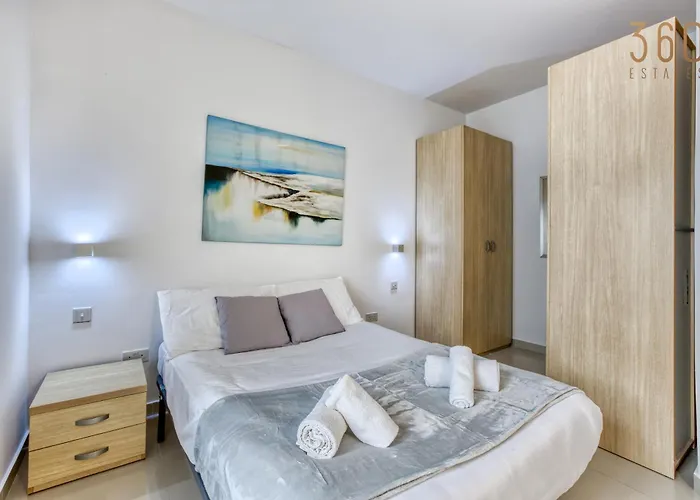 Beautiful Seafront With Private Balcony & Bbq By 360 Estates アパート *